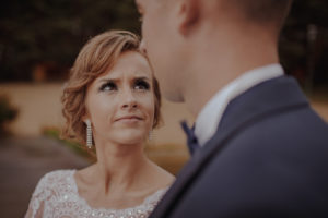 sesja poslubna  plener jezioro plaza las Chomiaza Szlachecka fotograf na slub wesele Światło i Emocje (10)