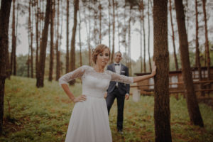 sesja poslubna  plener jezioro plaza las Chomiaza Szlachecka fotograf na slub wesele Światło i Emocje (27)