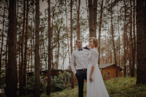 sesja poslubna  plener jezioro plaza las Chomiaza Szlachecka fotograf na slub wesele Światło i Emocje (32)